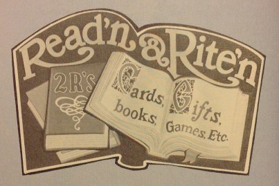 2 R's Read'n & Rite'n shop Walt Disney World Village