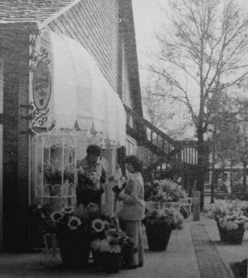Flower Garden Shop at Walt Disney World Village