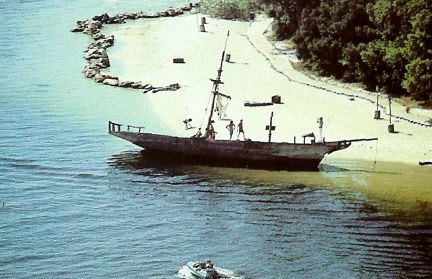 Walt Disney World Shipwreck on Discovery Island beach